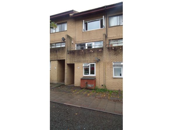 Studio apartment fully furnished and includes all bills