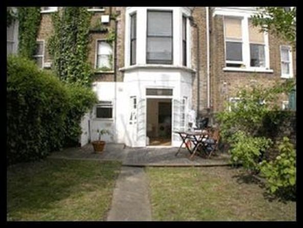 Boasting a superb garden converted one bedroom flat warwick ave tube
