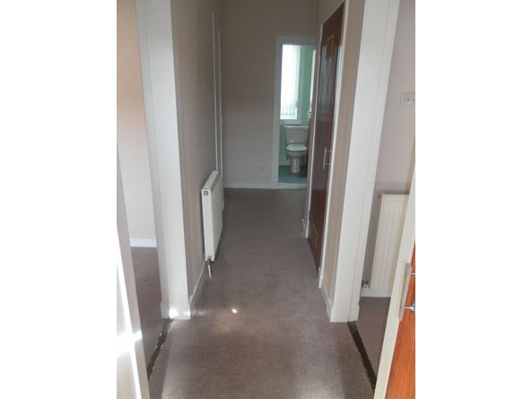 Fife nr dunfermline steelend 2 bed upper flat